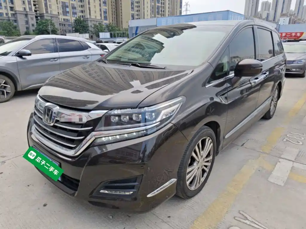 Honda Elysion — миниатюра 2