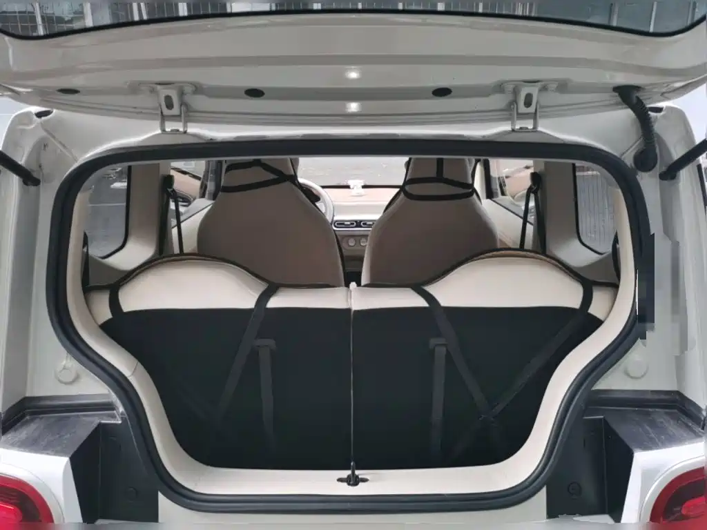 Wuling MINIEV — миниатюра 16