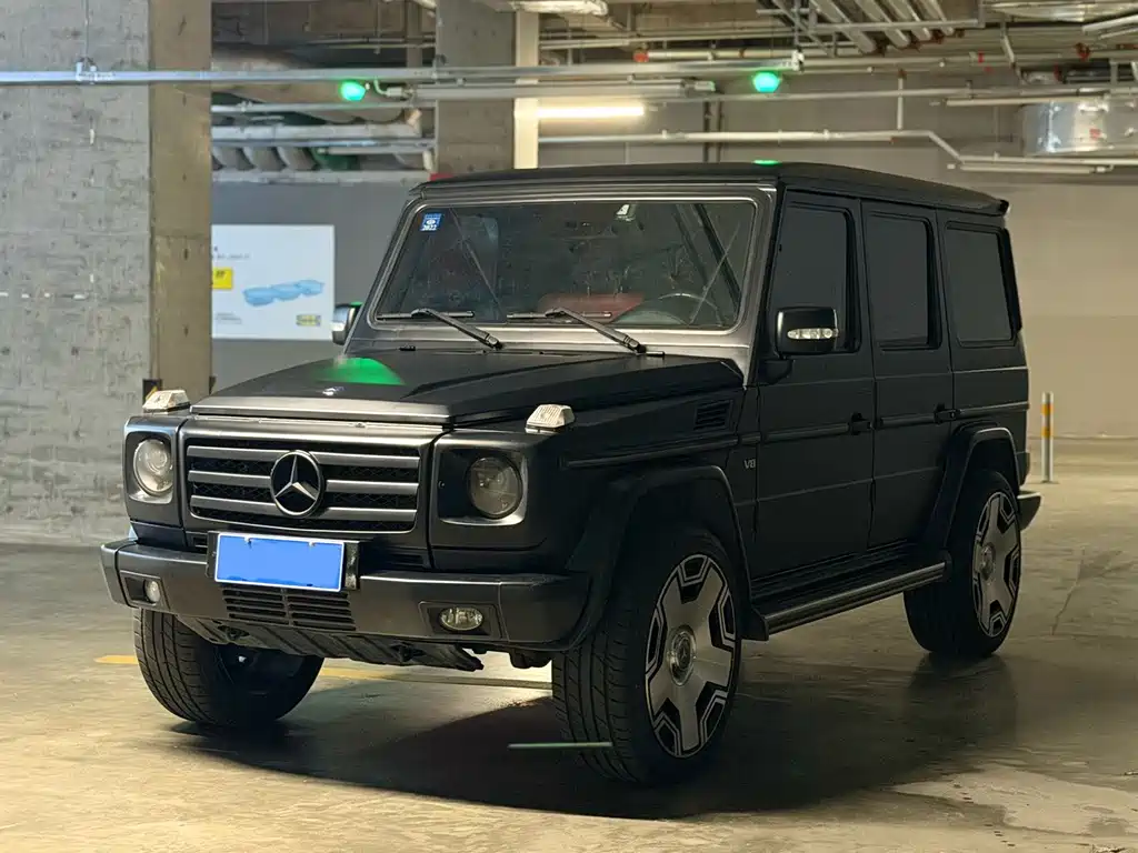 Mercedes-Benz G-Class 2011
