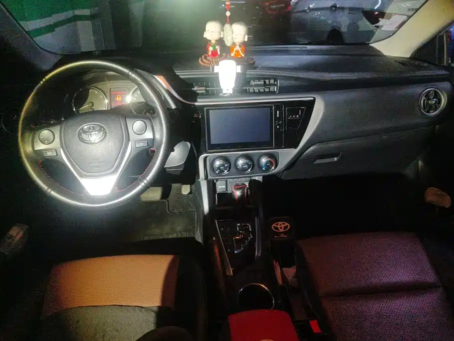 Toyota Corolla — миниатюра 12
