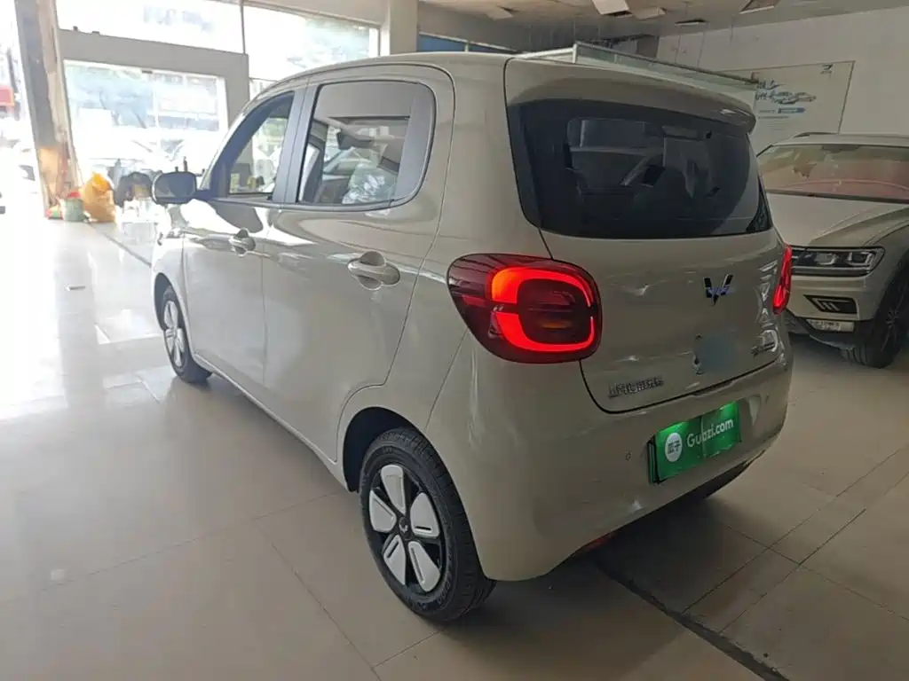 Wuling MINIEV — миниатюра 5