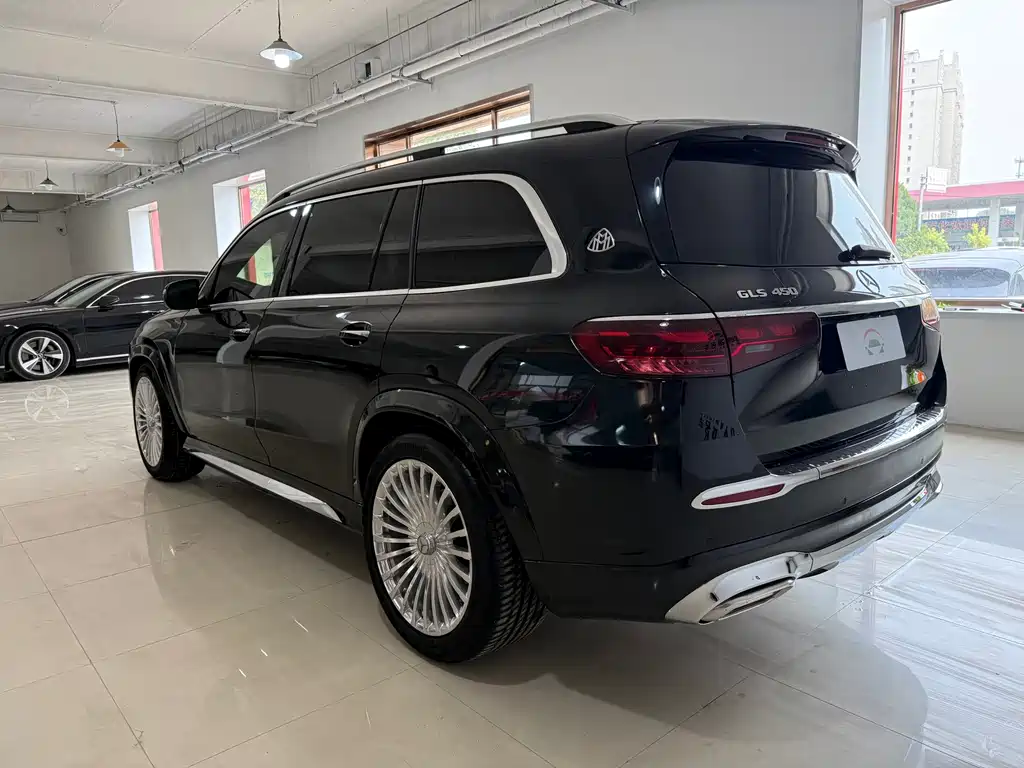 Mercedes-Benz GLS — миниатюра 6