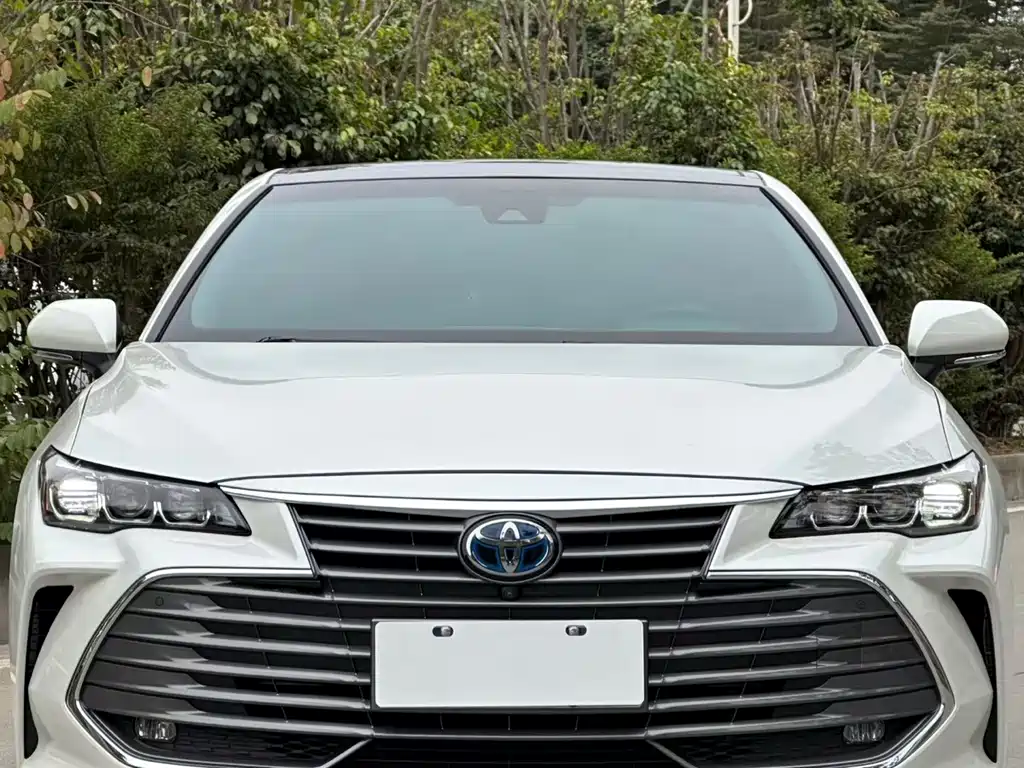 Toyota Avalon — миниатюра 2