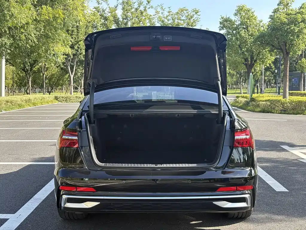 Audi A6L — миниатюра 7