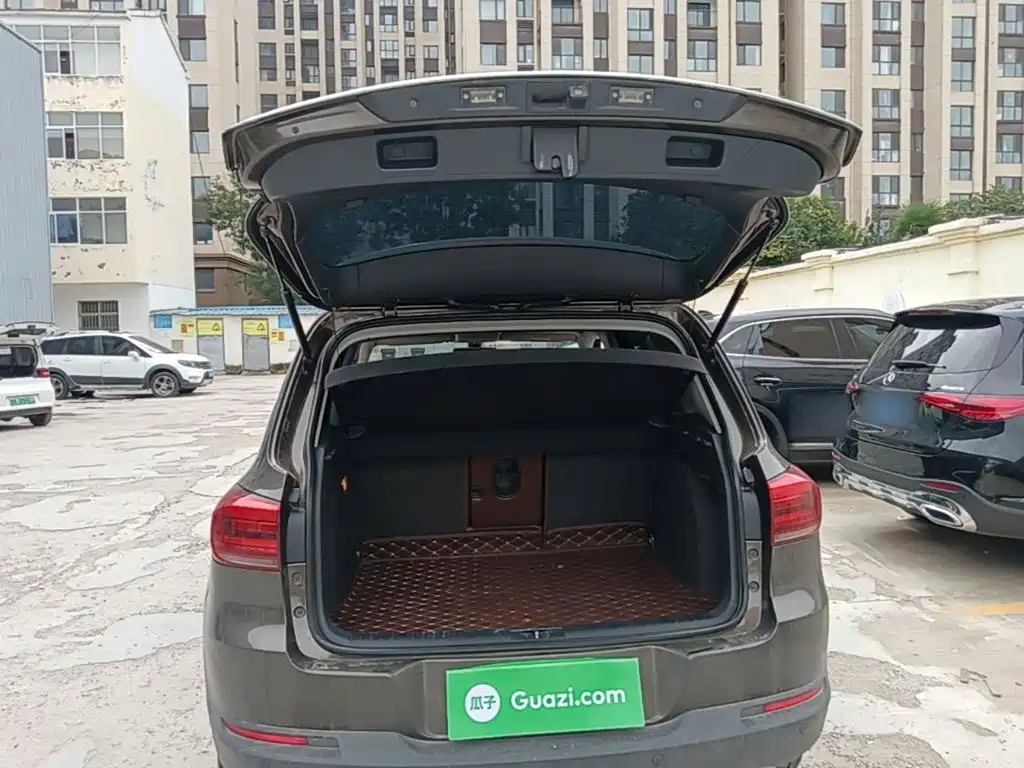 Volkswagen Tiguan — миниатюра 19
