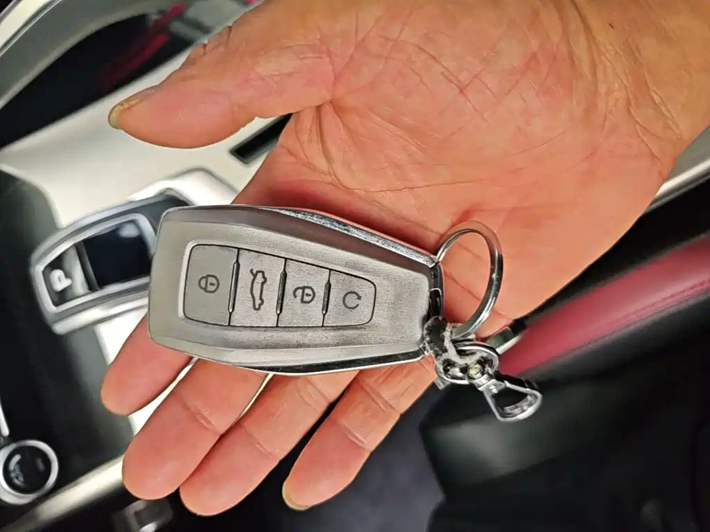 Geely Binyue — миниатюра 9