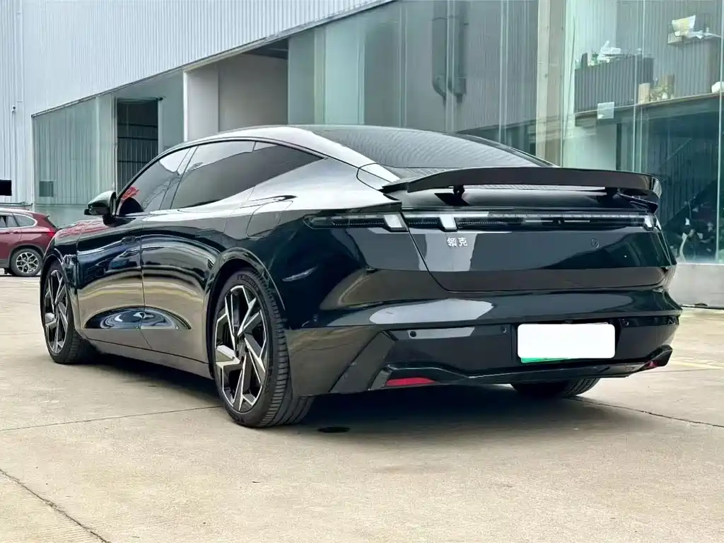 Lynk & Co Z10 — миниатюра 9