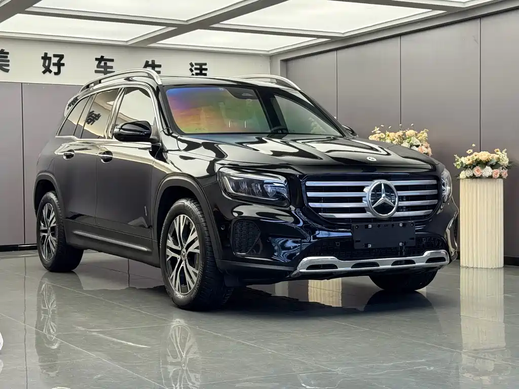 Mercedes-Benz GLB — миниатюра 3