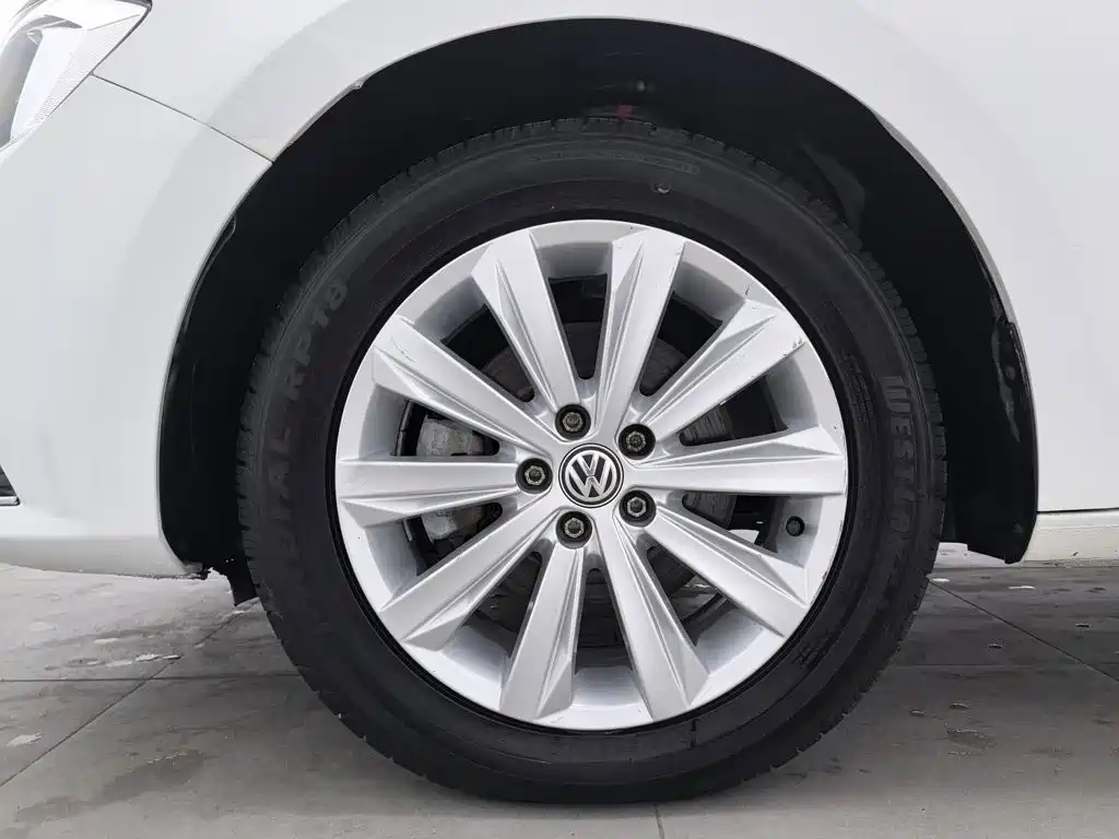 Volkswagen Bora — миниатюра 17