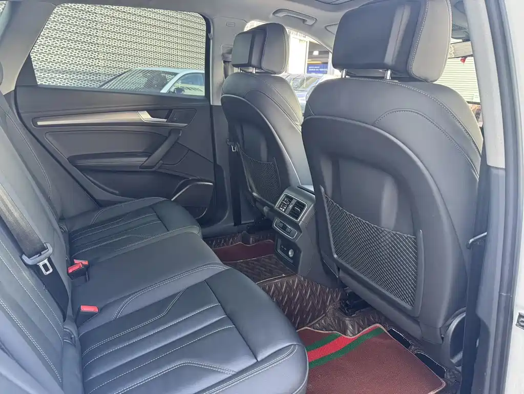 Audi Q5L — миниатюра 22