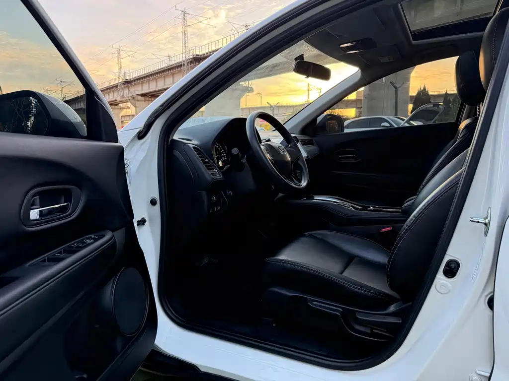 Honda Vezel — миниатюра 8