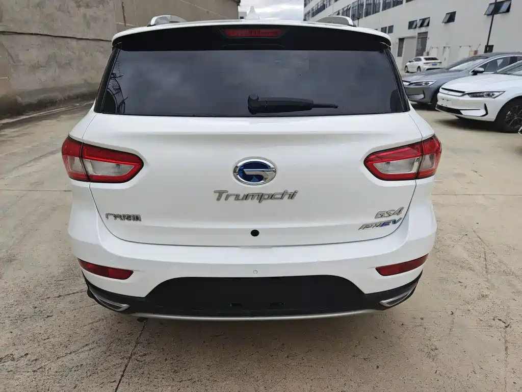 GAC TRUMPCHI GS4 NEW ENERGY