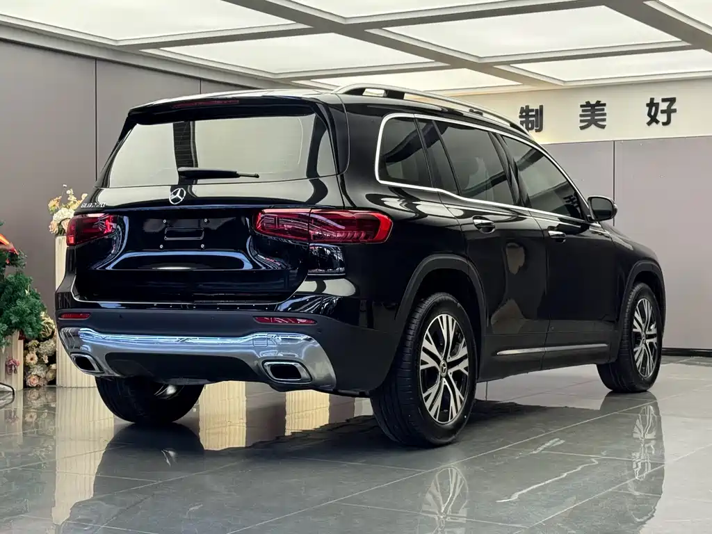 Mercedes-Benz GLB — миниатюра 7