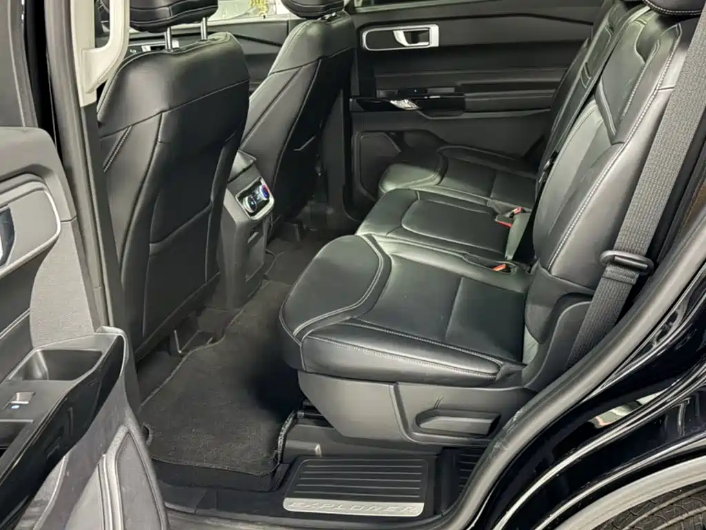 Ford Explorer — миниатюра 15