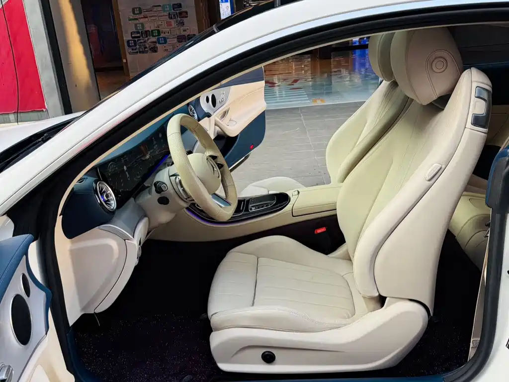 Mercedes-Benz E-Class 2023 — фото 4