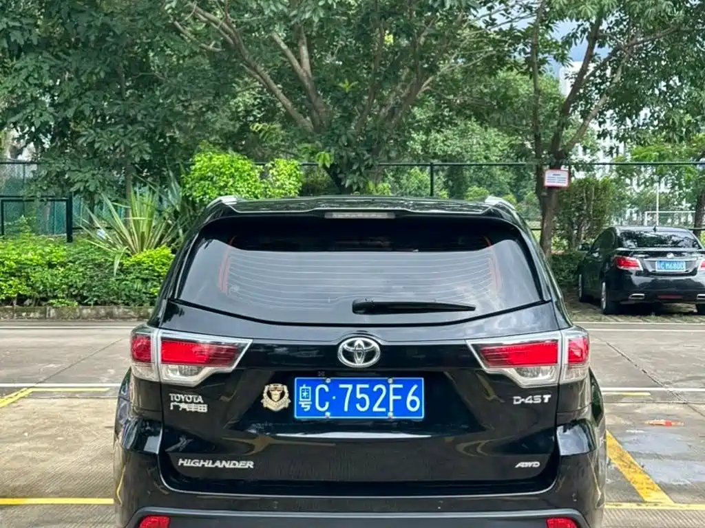 Toyota Highlander — миниатюра 8