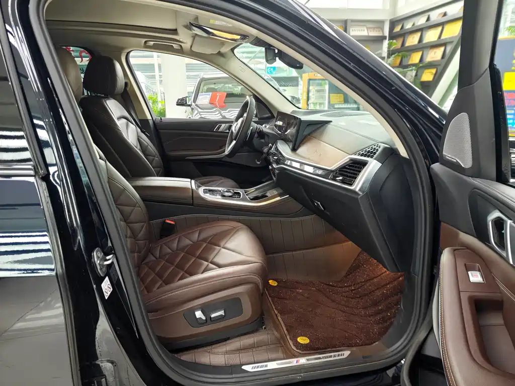 BMW X5 — миниатюра 14