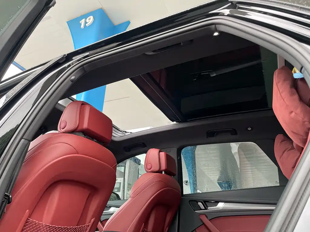 Audi Q5L — миниатюра 11