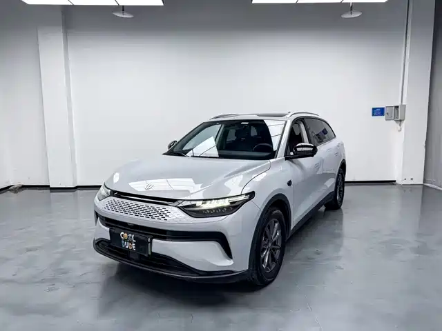 ZERO-RUNNING CAR ZERO RUN C11 2023