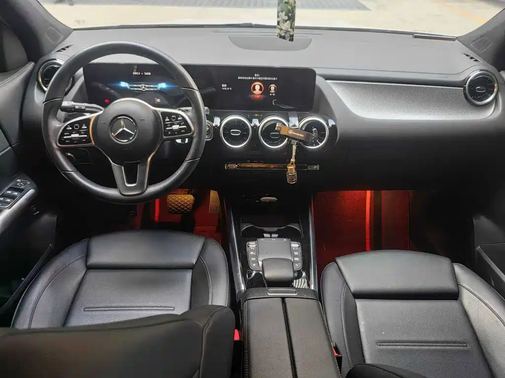 Mercedes-Benz GLA — миниатюра 8