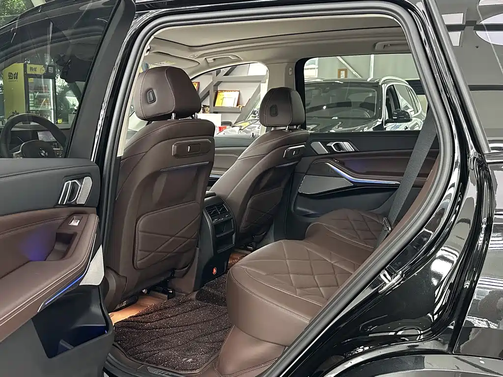 BMW X5 — миниатюра 13