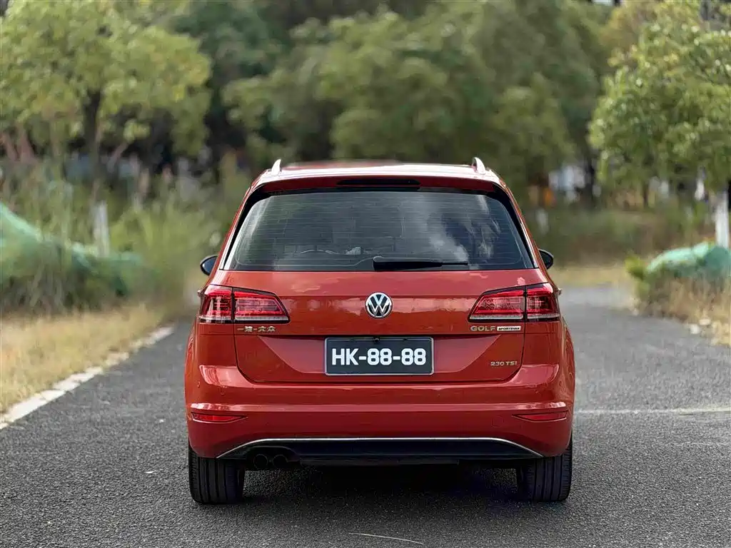 Volkswagen Golf Sportsvan — миниатюра 18