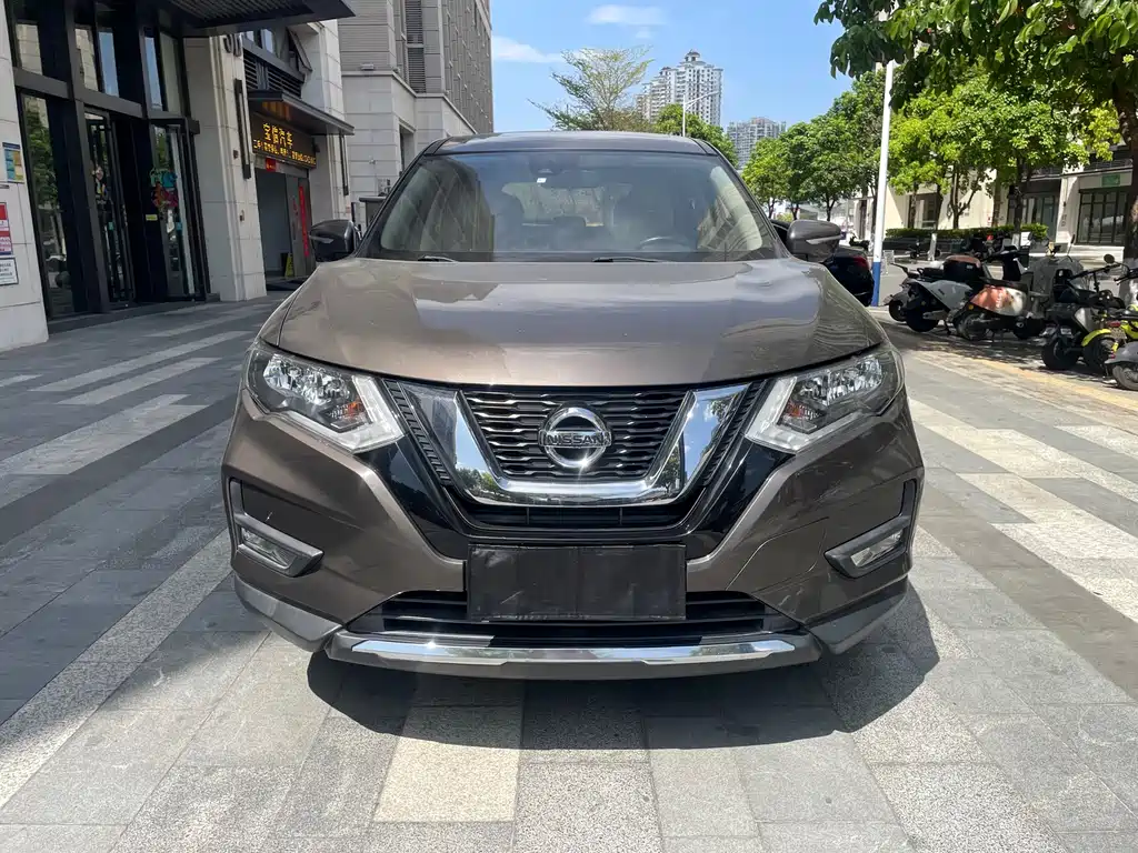 NISSAN QIJUN