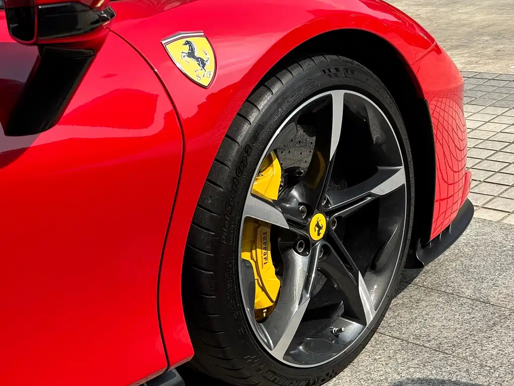 Ferrari SF90 — миниатюра 8