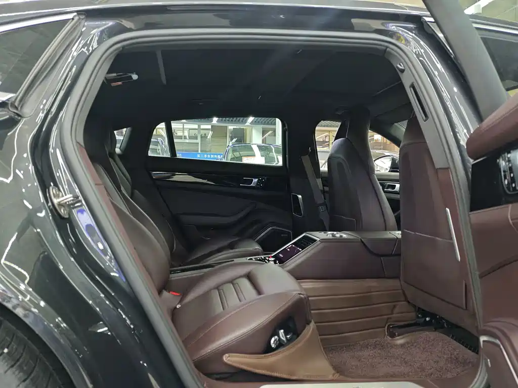 Porsche Panamera — миниатюра 8