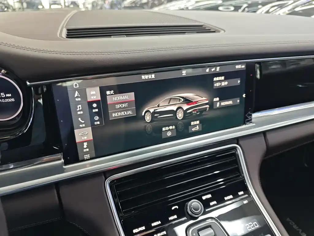 Porsche Panamera — миниатюра 16