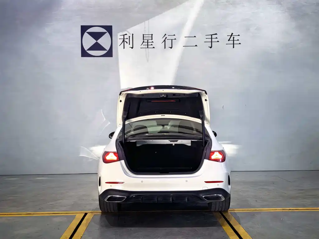 Mercedes-Benz E-Class E 2024 E 300 Fashion Sport