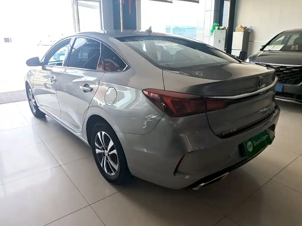 Changan Eado — миниатюра 5