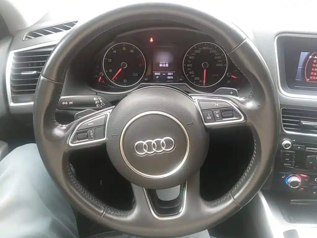 Audi Q5 — миниатюра 11