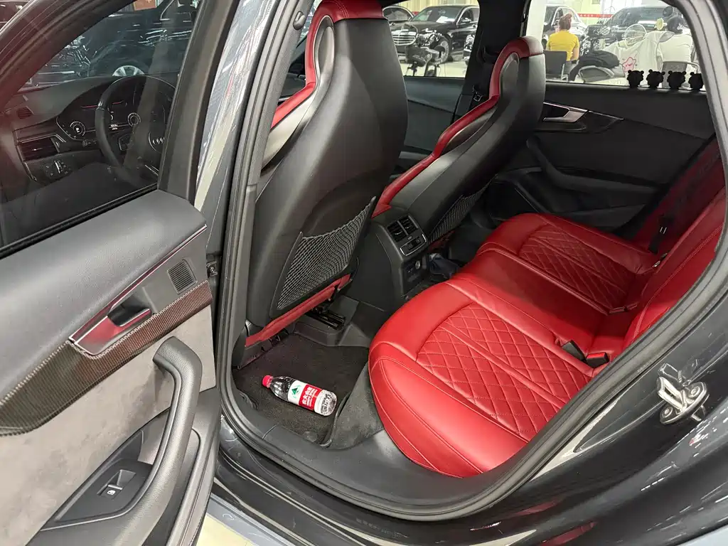 Audi S4 — миниатюра 6
