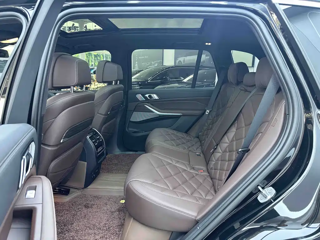 BMW X5 — миниатюра 17