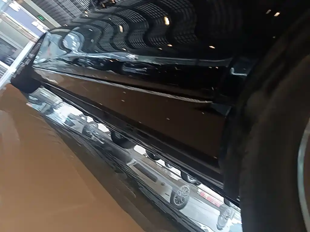 Mercedes-Benz E-Class — миниатюра 22