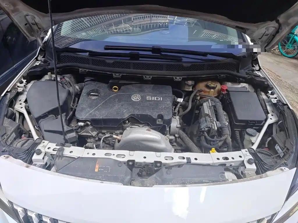 Buick Verano — миниатюра 11