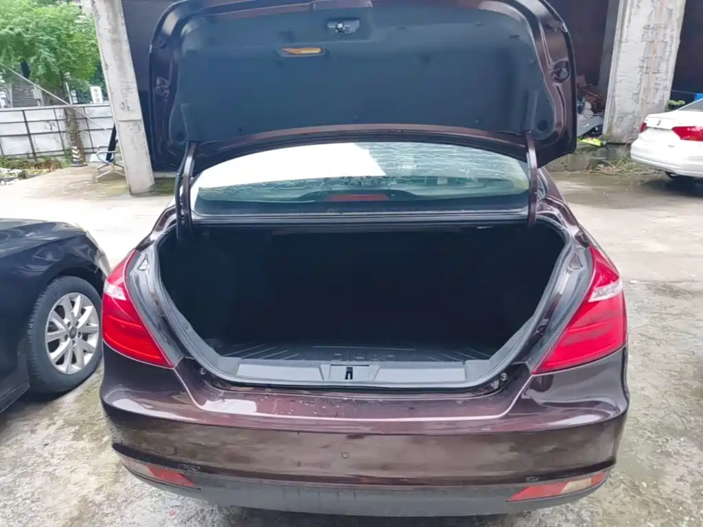Geely Emgrand — миниатюра 19
