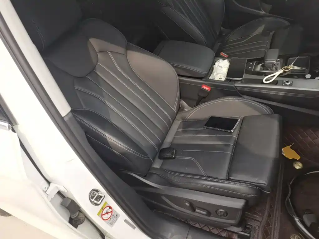 Audi Q5L — миниатюра 25