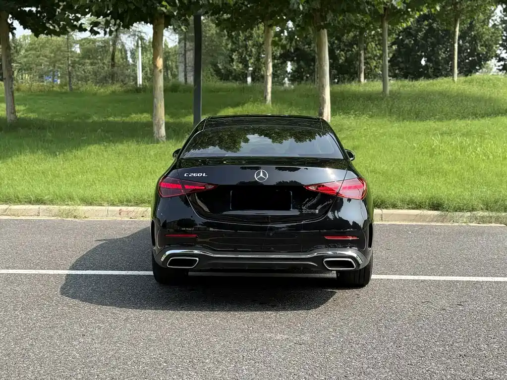 Заказать Mercedes-Benz C-Class 2026 года за 5 007 059 ₽  из Китая