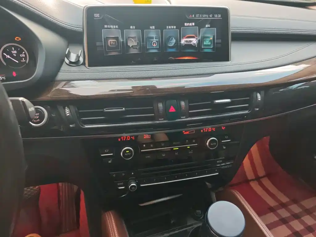 BMW X6 — миниатюра 14