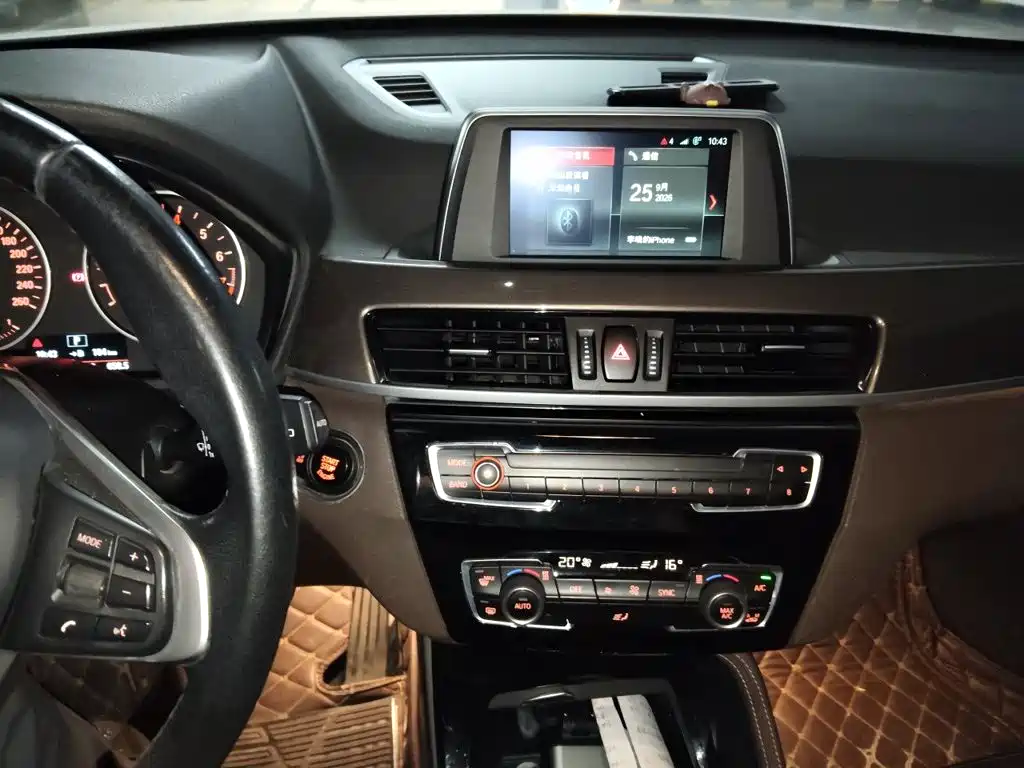 BMW X1 — миниатюра 9