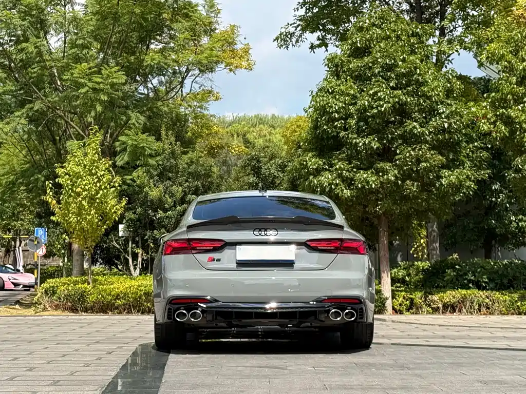 Audi A5 (Import) — миниатюра 8