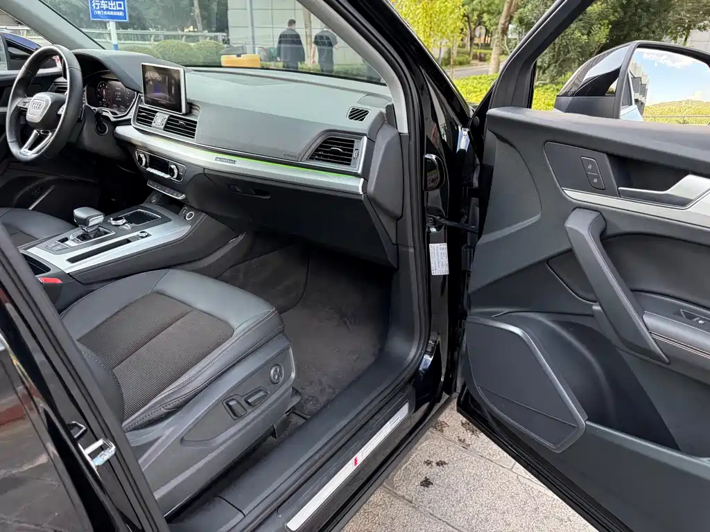 Audi Q5L — миниатюра 45
