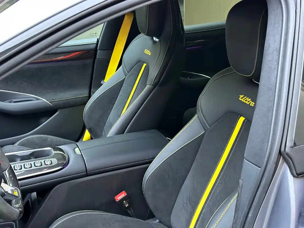 XIAOMI CAR XIAOMI SU7 ULTRA