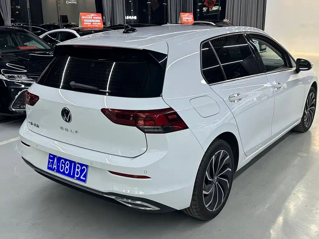 Volkswagen Golf — миниатюра 9