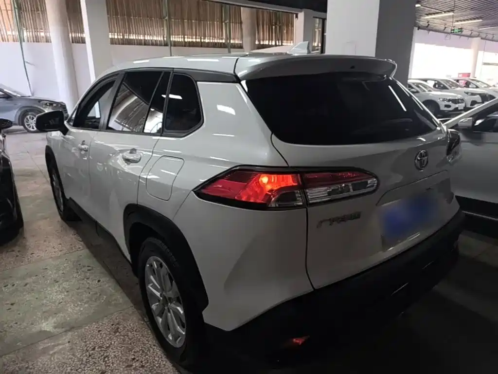 Toyota Frontlander — миниатюра 5