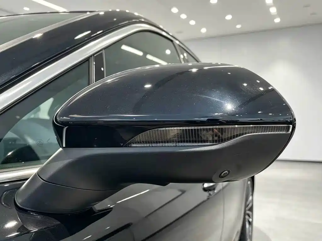 Hongqi Hongqi H5 — миниатюра 4