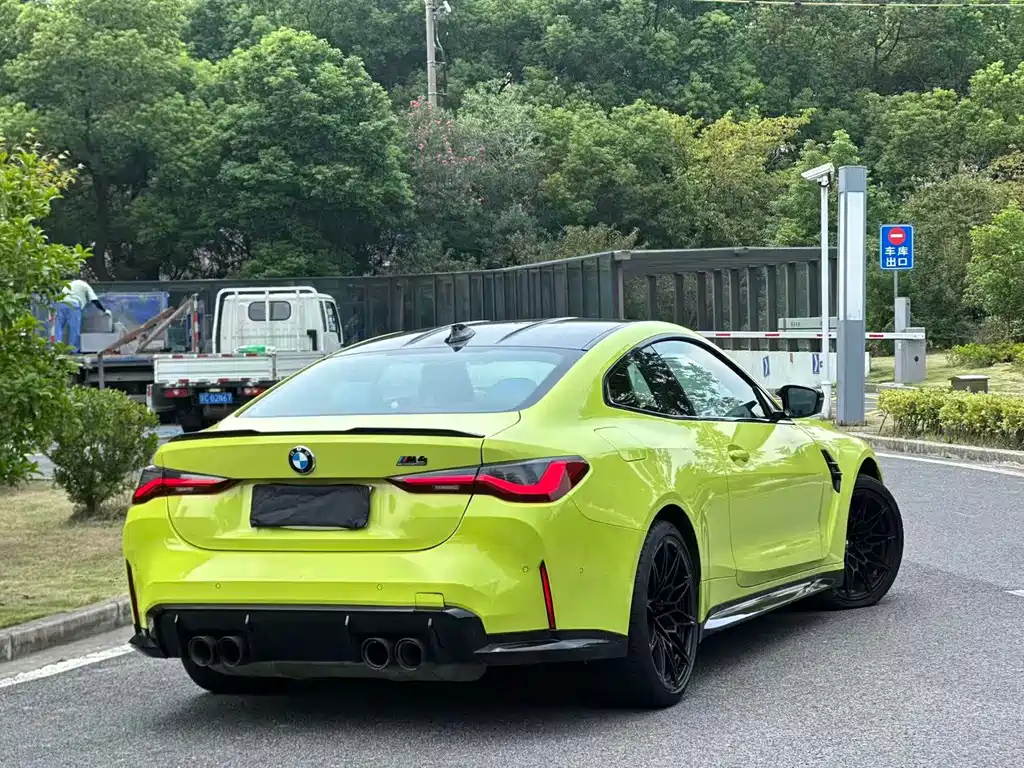 BMW M4 — миниатюра 2