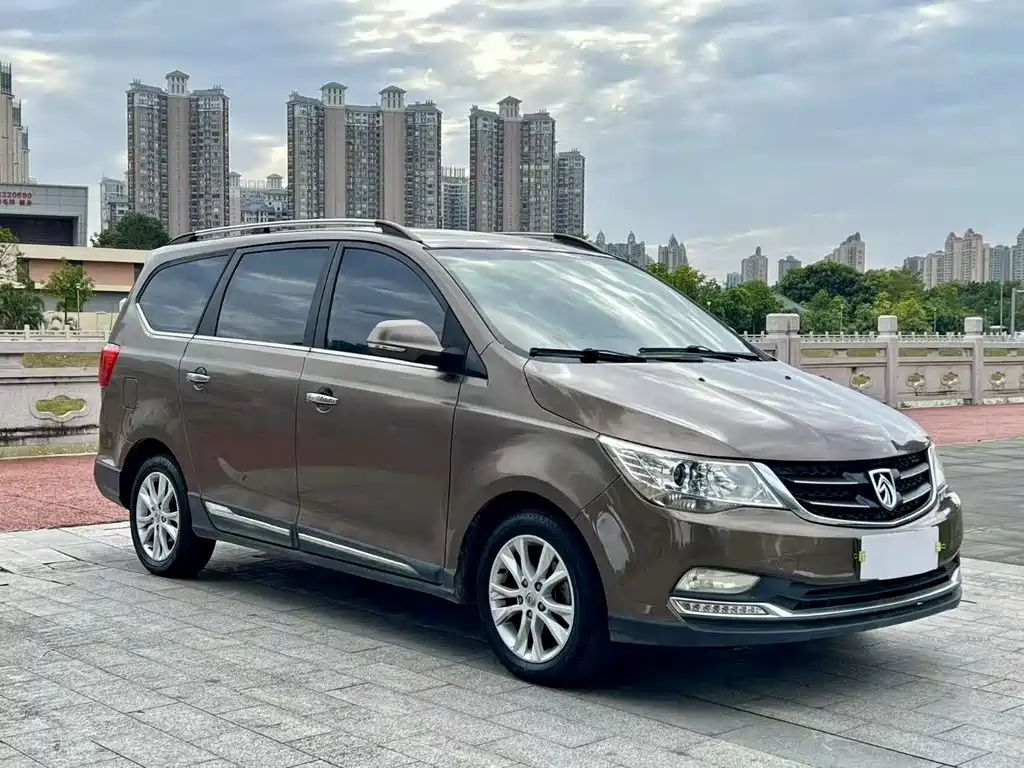 BAOJUN 730